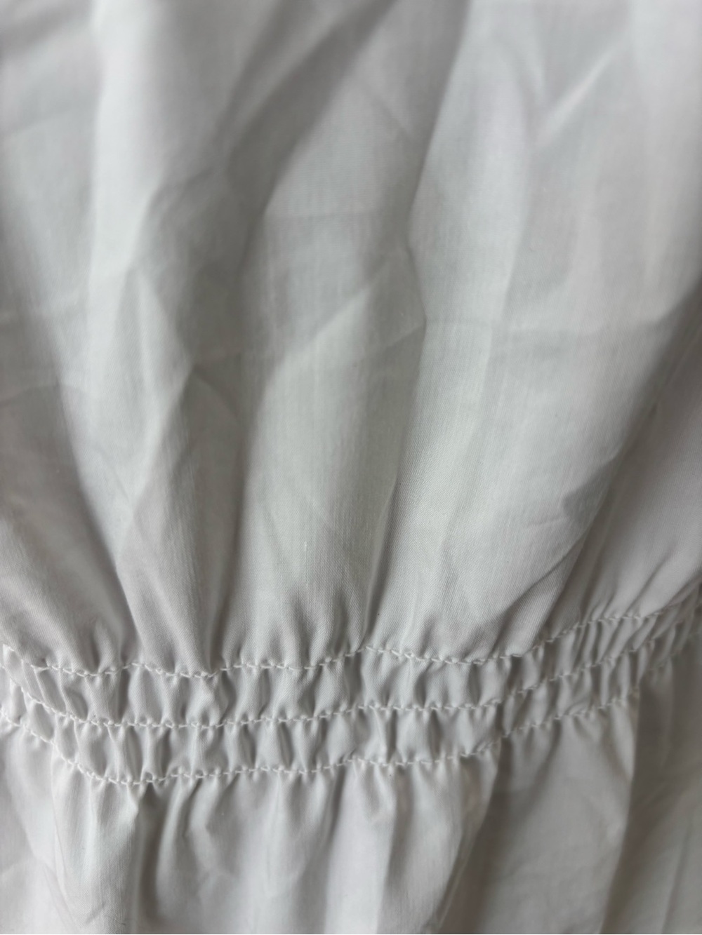 Tuckernuck White Poplin Roberts Top Smocked Waist Size S NWT - Picture 6 of 14